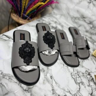 The Monarch Couple set by Teerasi Footies